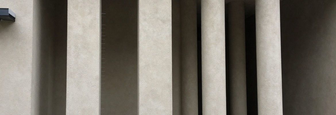 Compatibilização Estrutural-arquitetônica Em Lotes Estreitos